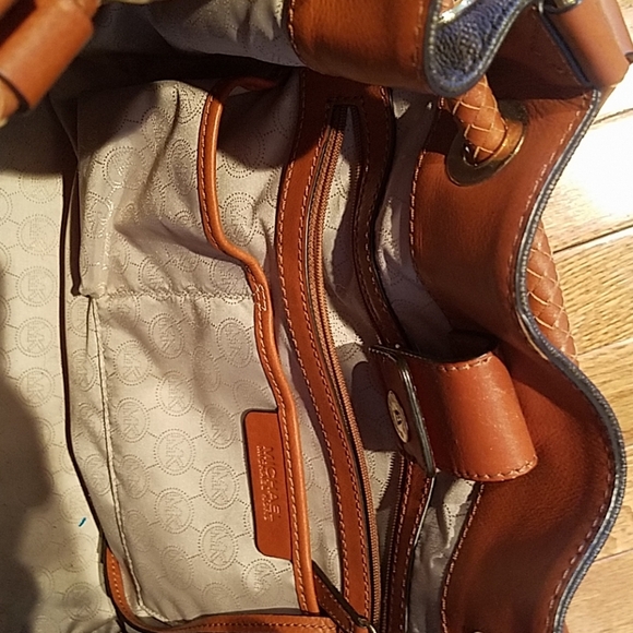 Like new Michael Kors bag, brown - Picture 4 of 8